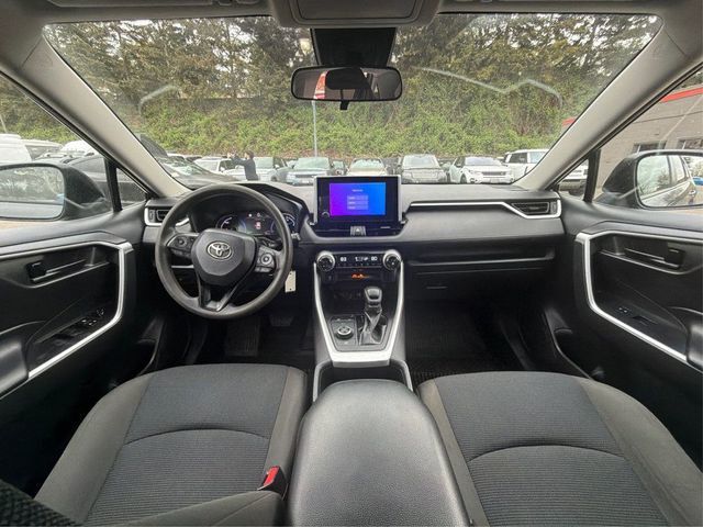 2023 Toyota RAV4 Hybrid LE AWD - 23071991 - 24