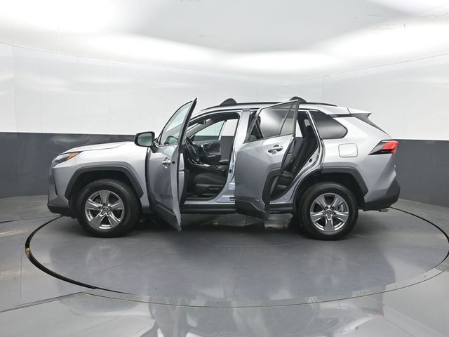 2023 Toyota RAV4 Hybrid LE AWD - 23032959 - 33