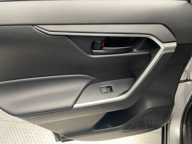 2023 Toyota RAV4 Hybrid LE AWD - 22938894 - 30