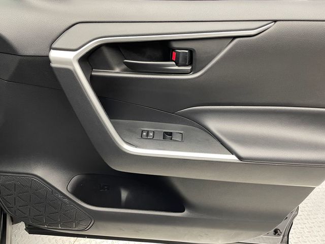 2023 Toyota RAV4 Hybrid LE AWD - 22968021 - 13