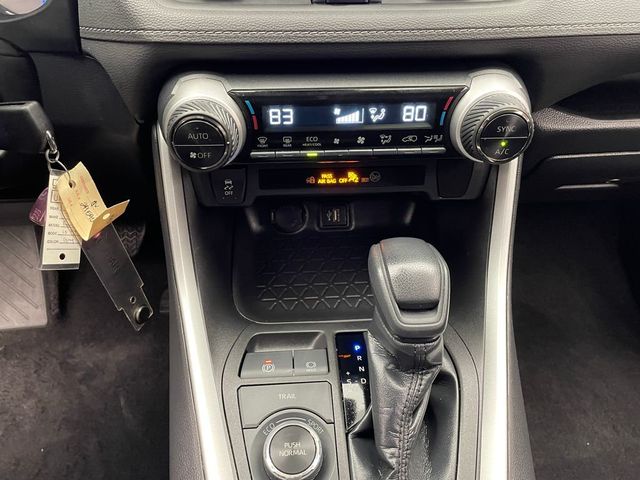 2023 Toyota RAV4 Hybrid LE AWD - 22968021 - 25