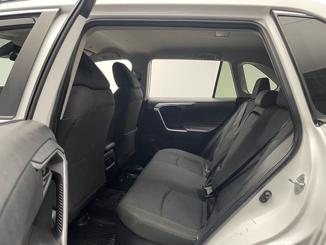 2023 Toyota RAV4 Hybrid LE AWD - 22977013 - 31