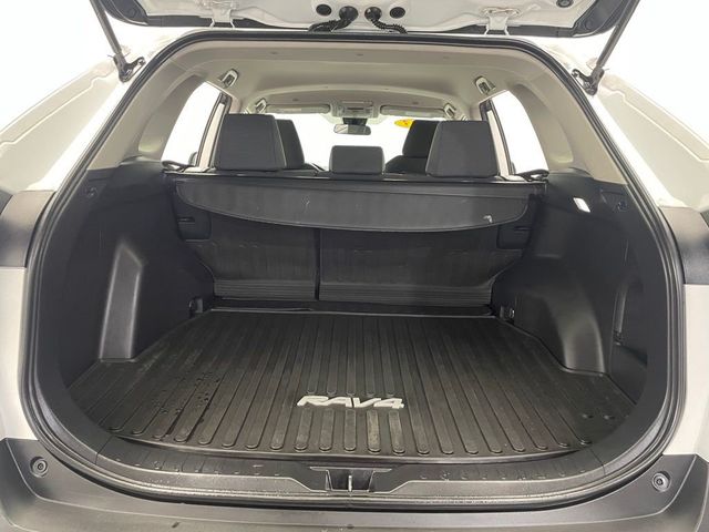 2023 Toyota RAV4 Hybrid LE AWD - 22977013 - 37
