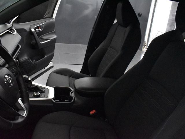 2023 Toyota RAV4 Hybrid SE AWD - 23025198 - 4