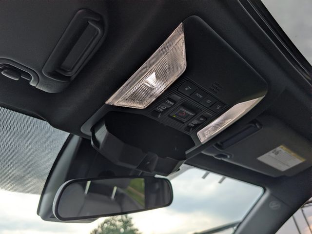 2023 Toyota RAV4 Hybrid SE AWD - 23078838 - 16