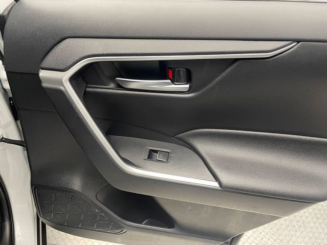 2023 Toyota RAV4 Hybrid SE AWD - 22973054 - 35