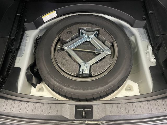 2023 Toyota RAV4 Hybrid SE AWD - 22973054 - 40