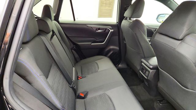 2023 Toyota RAV4 Hybrid SE AWD w/ Weather & Convenience Pkgs - 23087378 - 22