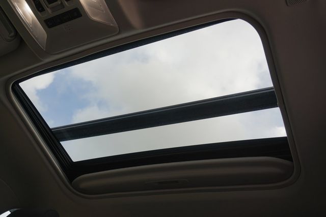 2023 Toyota RAV4 Hybrid XLE AWD - 23003186 - 15