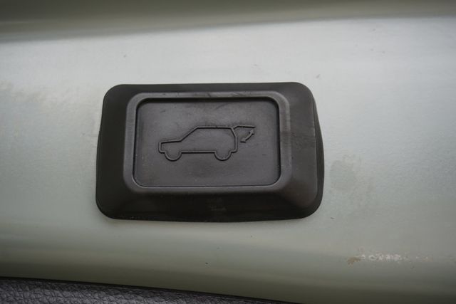 2023 Toyota RAV4 Hybrid XLE AWD - 23003186 - 25