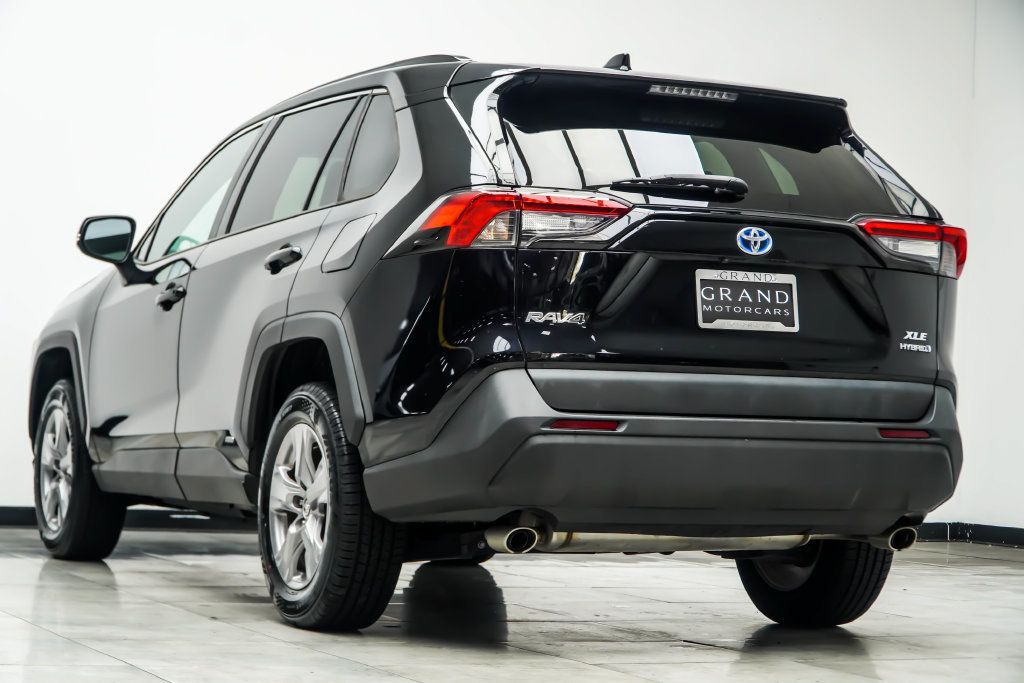 Toyota RAV4 photo 12