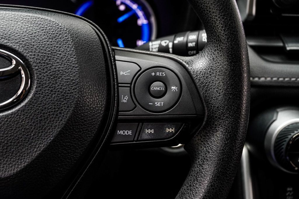 Toyota RAV4 photo 29