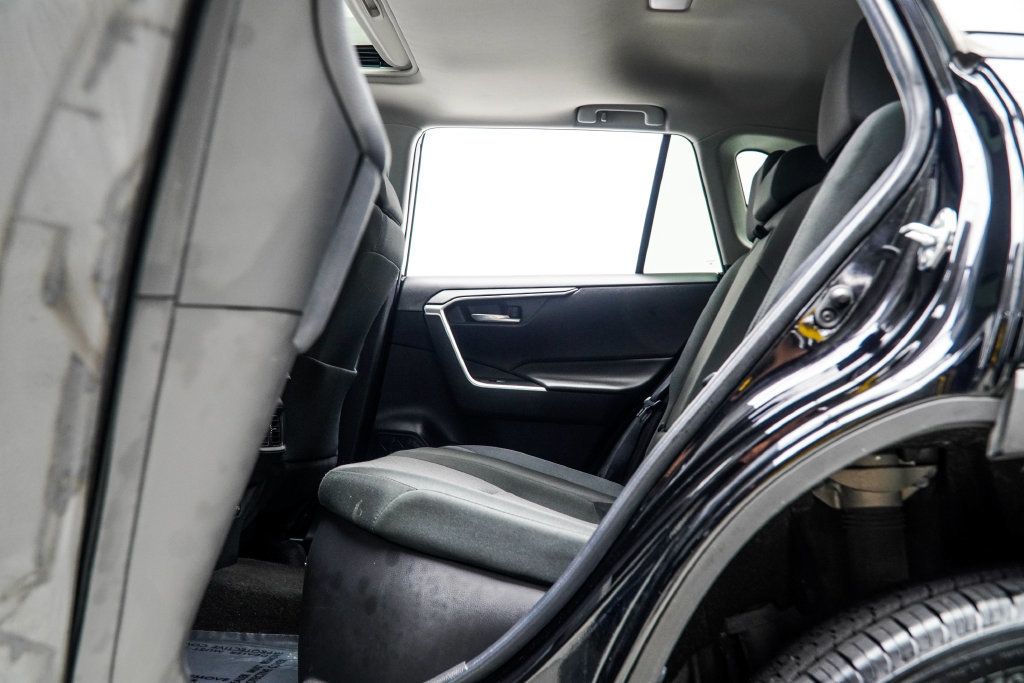 Toyota RAV4 photo 39