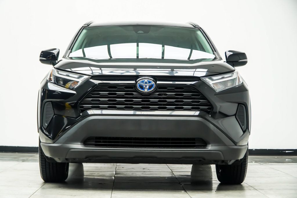 Toyota RAV4 photo 9