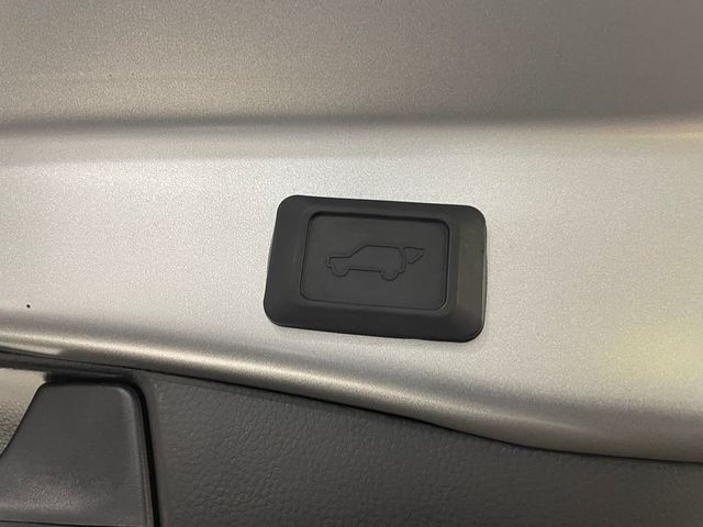 2023 Toyota RAV4 Hybrid XLE AWD - 22954585 - 41