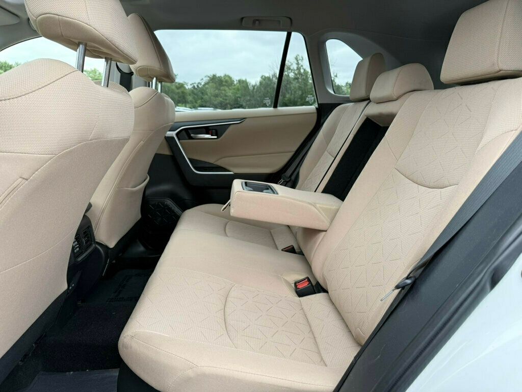 2023 Toyota RAV4 Hybrid XLE AWD - 22902233 - 18