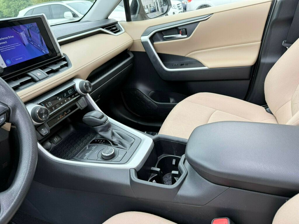 2023 Toyota RAV4 Hybrid XLE AWD - 22902233 - 25