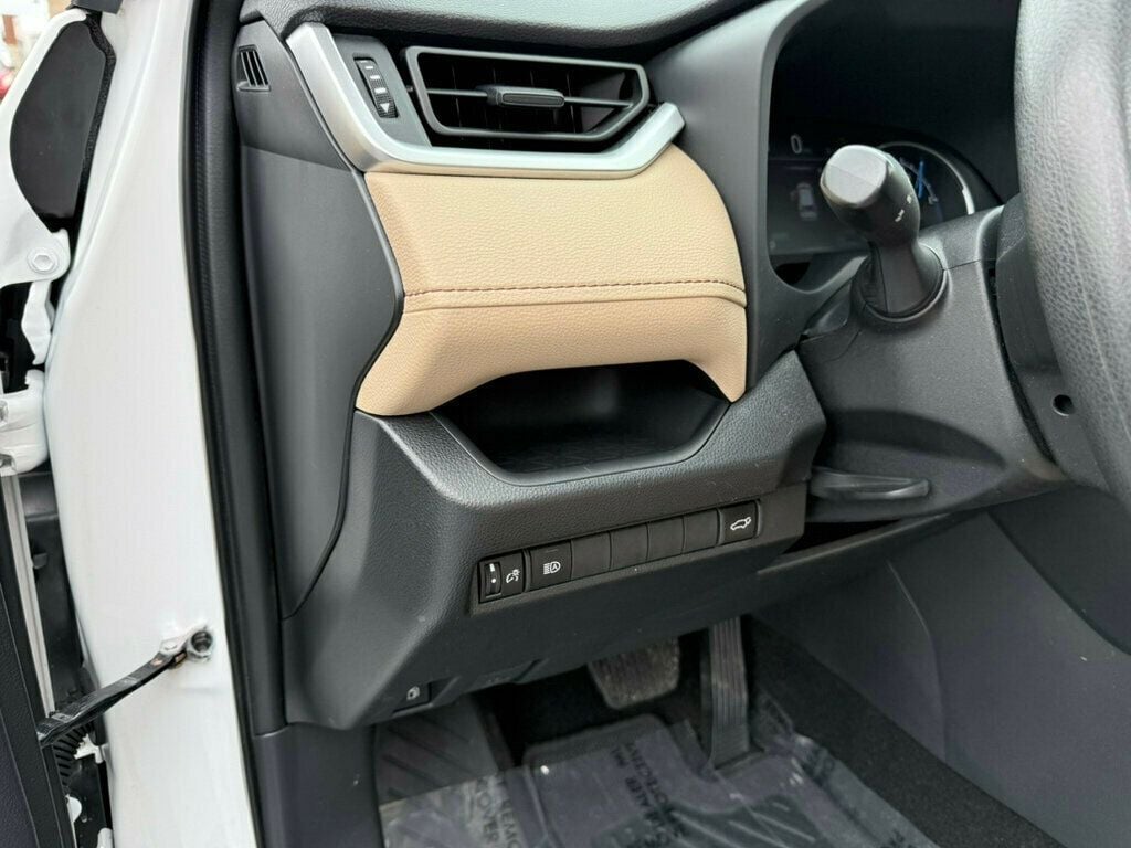 2023 Toyota RAV4 Hybrid XLE AWD - 22902233 - 31