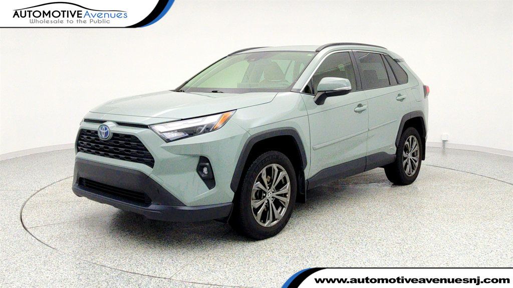 2023 Toyota RAV4 Hybrid XLE Premium AWD - 22961311 | Video 1