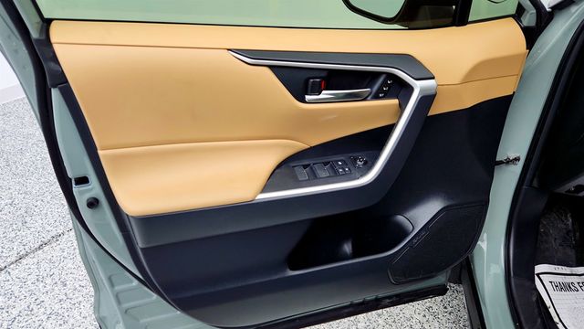 2023 Toyota RAV4 Hybrid XLE Premium AWD - 22961311 - 10