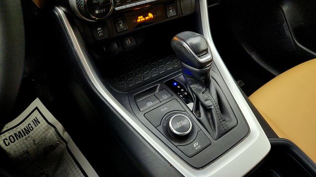 2023 Toyota RAV4 Hybrid XLE Premium AWD - 22961311 - 16