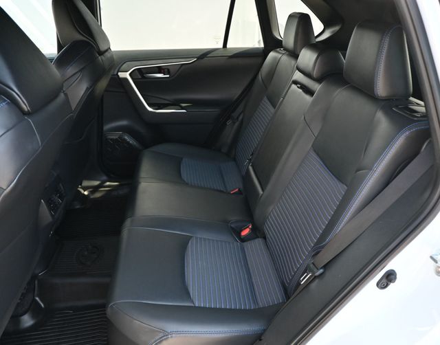 2023 Toyota RAV4 Hybrid XSE AWD - 23056306 - 16