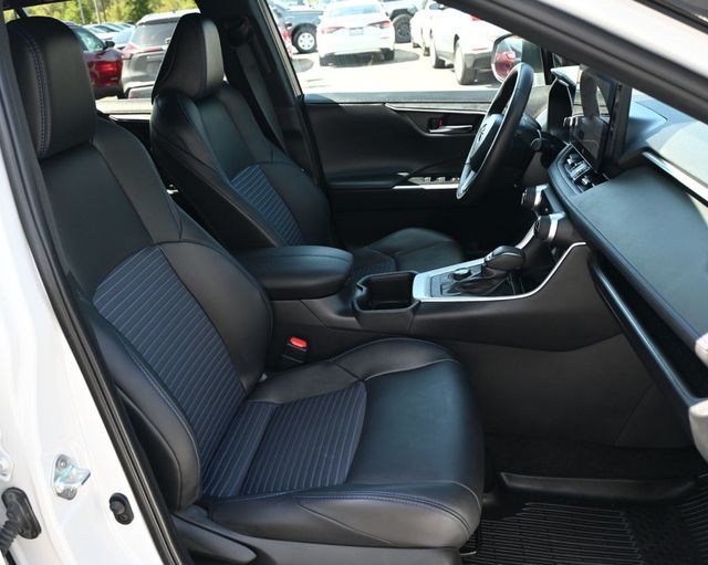 2023 Toyota RAV4 Hybrid XSE AWD - 23056306 - 17