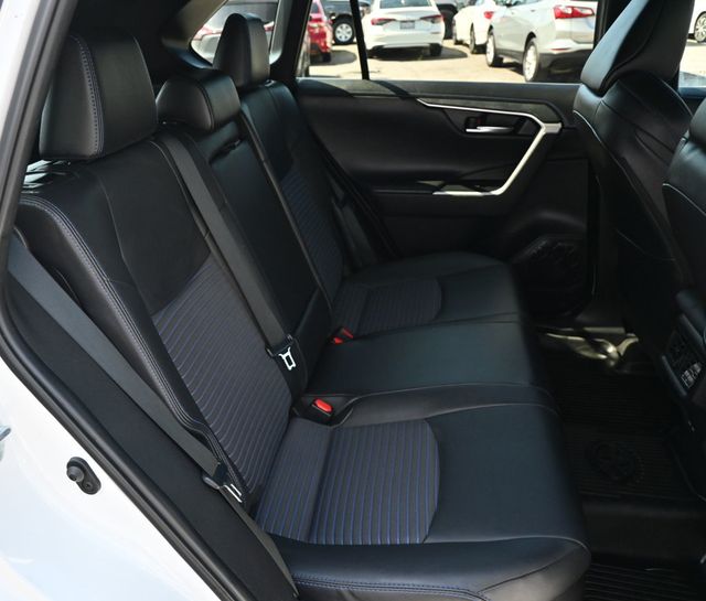 2023 Toyota RAV4 Hybrid XSE AWD - 23056306 - 18