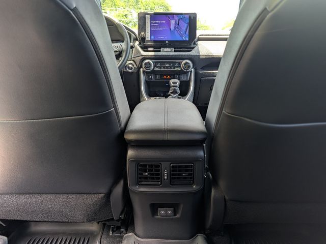 2023 Toyota RAV4 Hybrid XSE AWD - 23043851 - 19