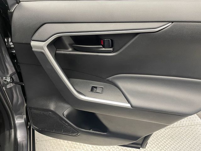 2023 Toyota RAV4 LE AWD - 22975365 - 33