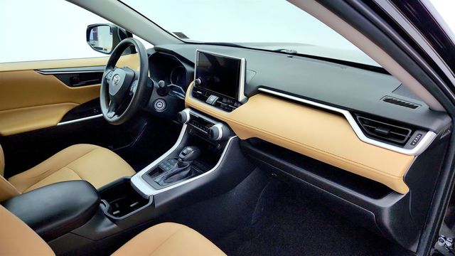 2023 Toyota RAV4 LE AWD w/ Blind Spot Monitor - 23009478 - 21