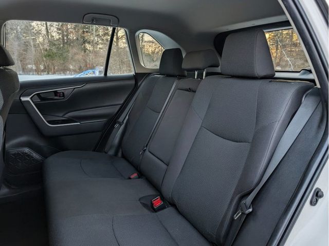 2023 Toyota RAV4 LE FWD - 22985754 - 13