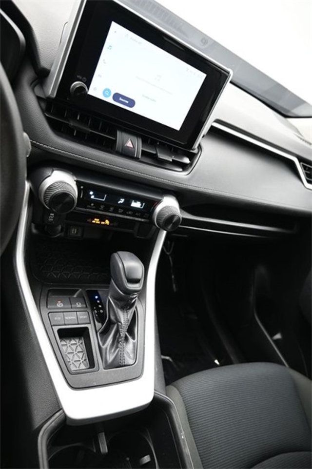 2023 Toyota RAV4 LE FWD - 22954192 - 23