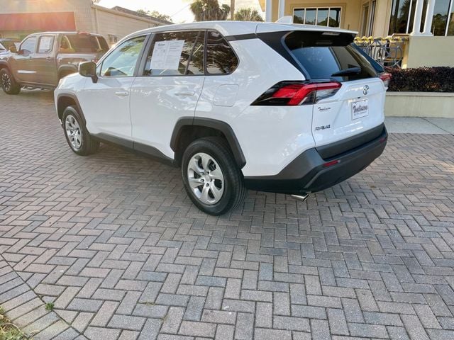 2023 Toyota RAV4 LE FWD - 22946183 - 2