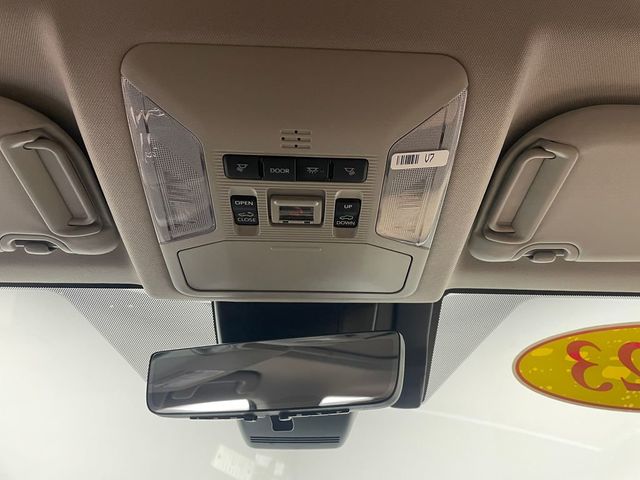 2023 Toyota RAV4 Limited AWD - 22938882 - 31