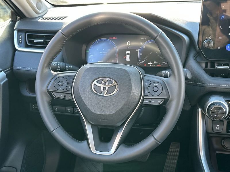2023 Toyota RAV4 Limited FWD - 22961724 - 16