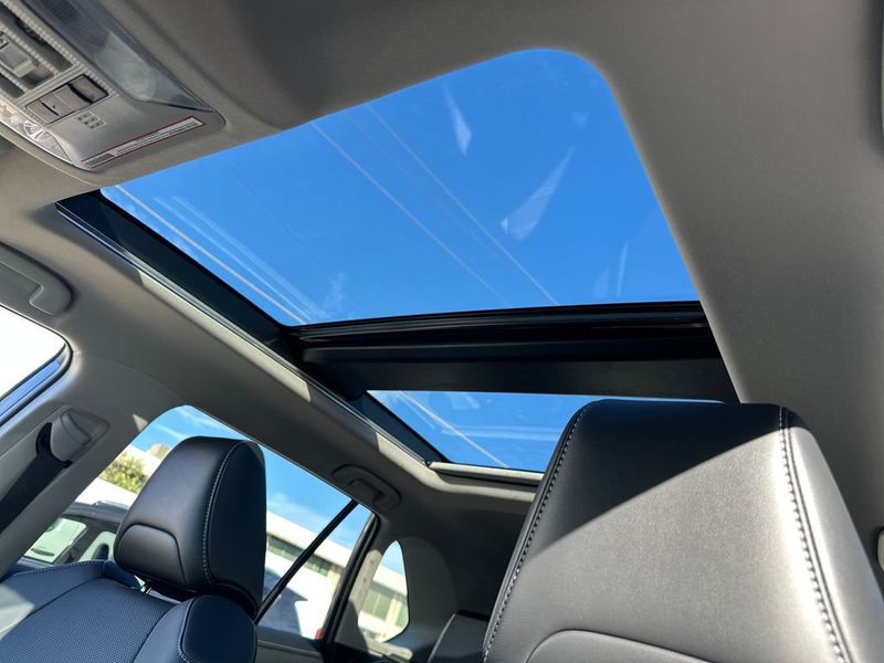 2023 Toyota RAV4 Limited FWD - 22961724 - 18