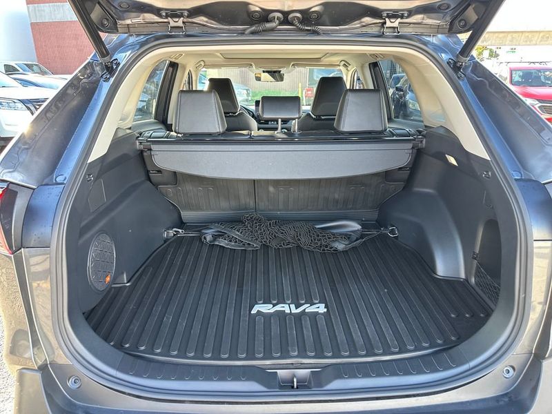 2023 Toyota RAV4 Limited FWD - 22961724 - 19