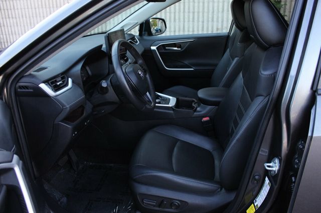 2023 Toyota RAV4 ONE OWNER 4WD LIMITED W/ NAVIGATION, LEATHER, MOONROOF - 23080620 - 21