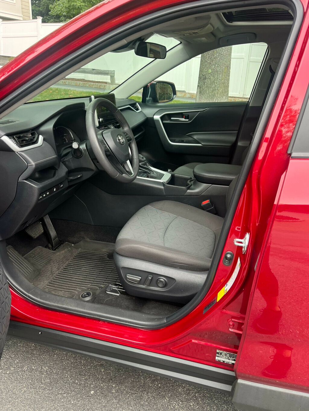 2023 Toyota RAV4 XLE AWD - 22893592 - 10