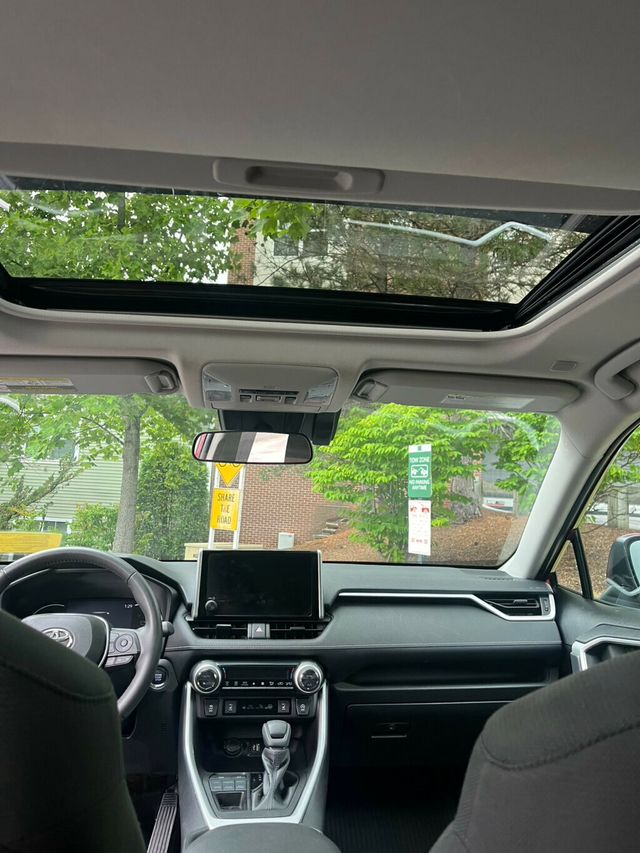 2023 Toyota RAV4 XLE AWD - 22893592 - 11