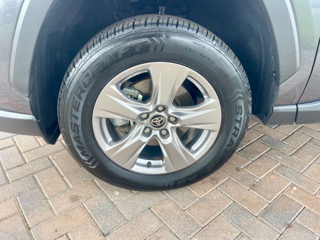 2023 Toyota RAV4 XLE AWD - 22924760 - 9