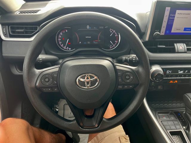 2023 Toyota RAV4 XLE AWD - 22924760 - 13