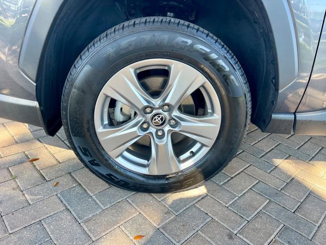 2023 Toyota RAV4 XLE AWD - 22934185 - 9