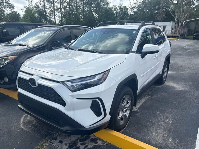 2023 Toyota RAV4 XLE AWD's photo