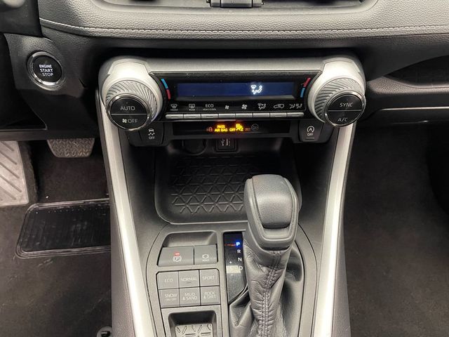 2023 Toyota RAV4 XLE AWD - 23025037 - 26