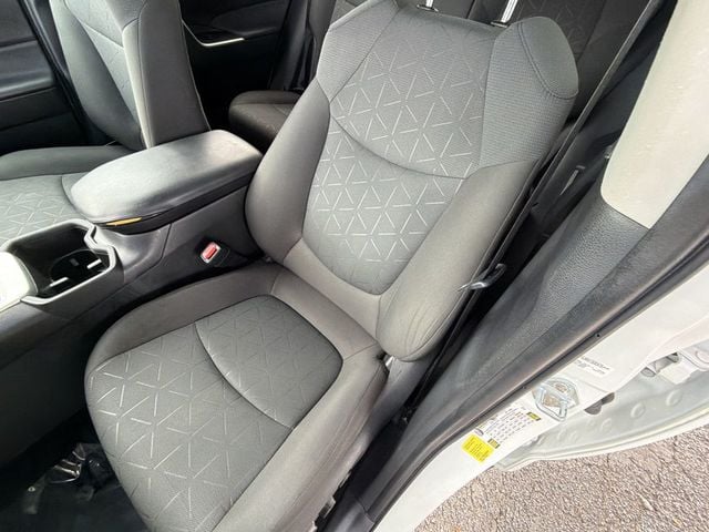 2023 Toyota RAV4 XLE FWD - 23079656 - 13