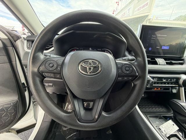 2023 Toyota RAV4 XLE FWD - 23079656 - 14