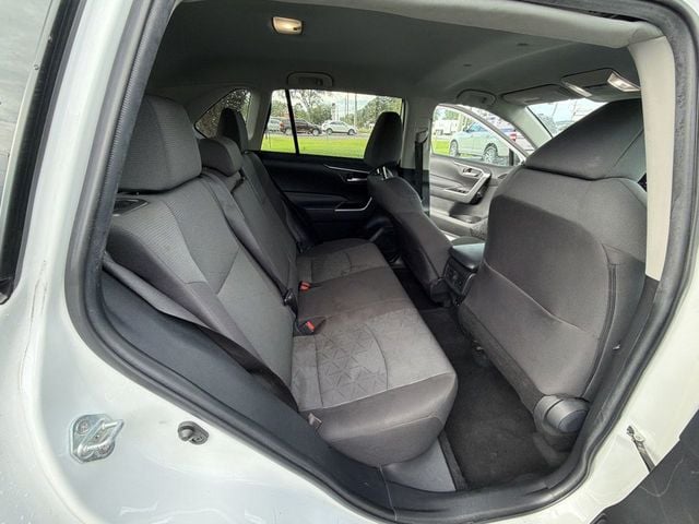 2023 Toyota RAV4 XLE FWD - 23079656 - 20