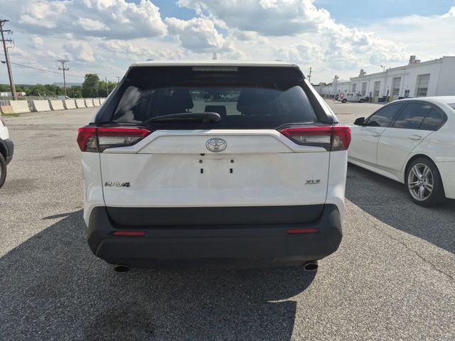 2023 Toyota RAV4 XLE FWD - 23095661 - 3